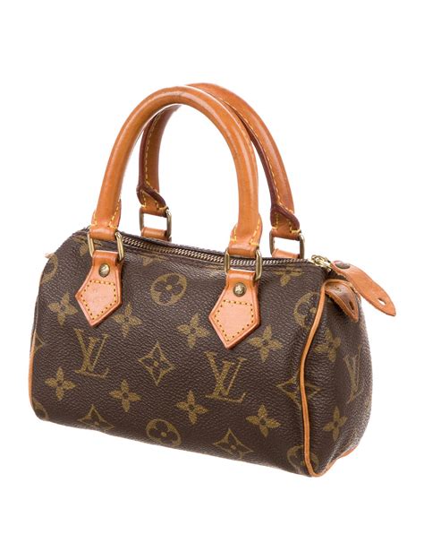 louis vuitton twist mini bag|louis vuitton small monogram bag.